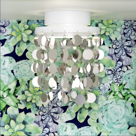 U Brands Locker Decor Silver Magnetic LED Chandelier Style Battery Operated - Picture 3 of 9